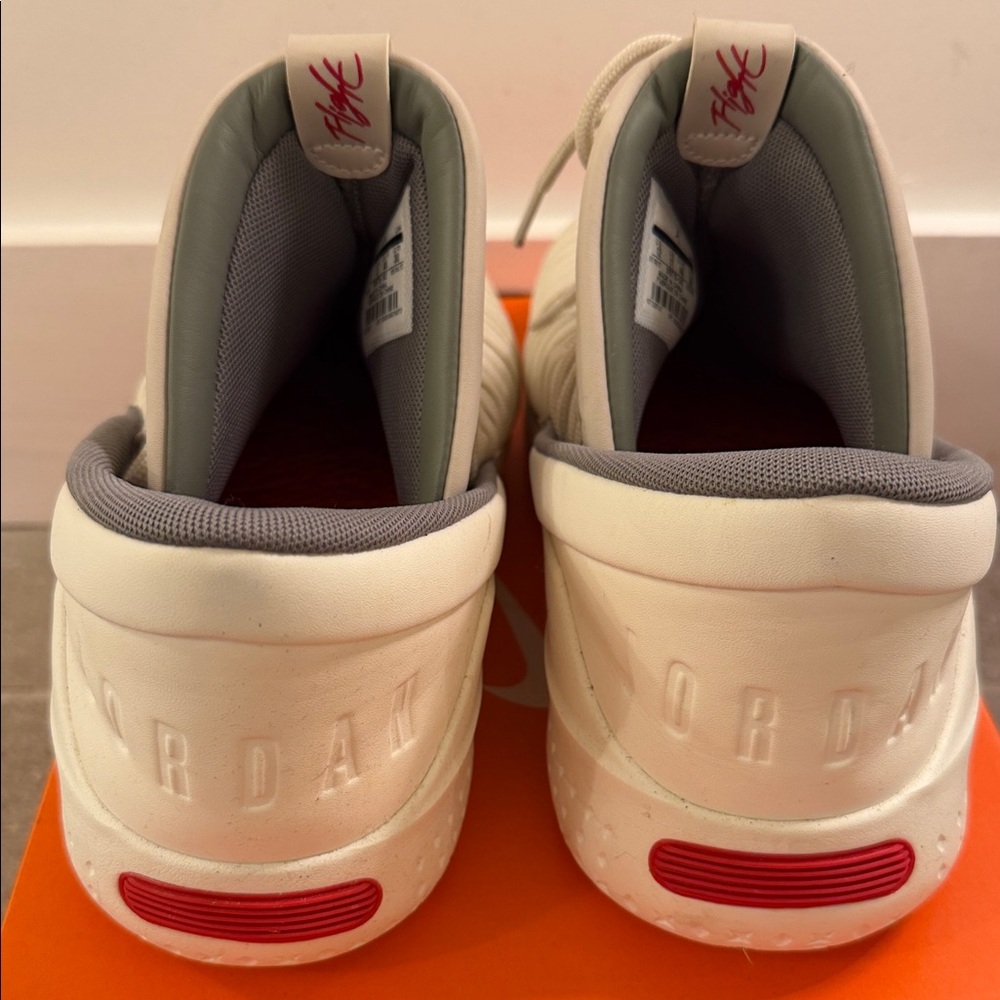 Air Jordan Flight Luxe Men's White and Red Athletic Sneakers. New w/o box - Picture 2 of 8